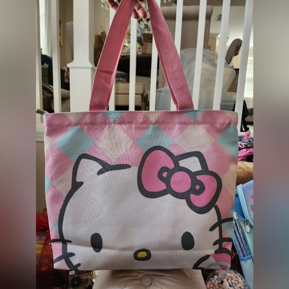 (Brand New) LIght pink, blue, and white Hello Kitty tote bag & baby blue thermos - Picture 2 of 8